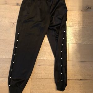 Alice & Olivia black silk jogger